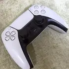 يد بلاستيشن 5