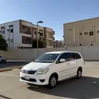 انوفا موديل 2012 للبيع