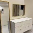 غرفة نوم متكامله مع أبجورتين ومرايتين من شفنيره وكومدنتين