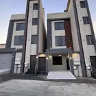 للبيع شقه 6 غرف vip مع سطح من 500 الف حى دره الموسى