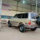 للبيع جيب موديل 1994 موتر نظيف ومجد د