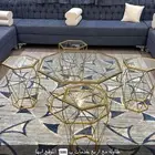 طاولة مع اربع خدمات