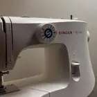 ماكينة خياطة سنجر