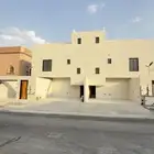 دور ارضي للبيع مساحه واسعه ب 1050