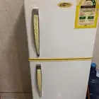 ثلاجة وفرن كهربائي