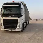 تريله لنقل البضائع
