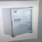 ثلاجة ايس كريم