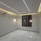 للبيع دور جديد على شارعين في العزيزيه غرب الدائري الثالث