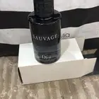 كلها عطورت اصليه بس بعضها بدون كرتون