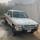 للبيع هايلكس مودل 1990