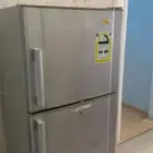 ثلاجه للبيع يبغا لها صيانه على السوم
