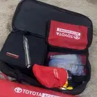 شنطت تيوتا بكامل معداتها