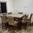 طاوله طعام