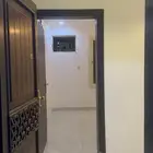 شقه للايجار3 غرف حي البوادي جده