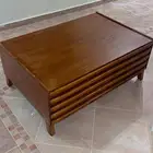 طاولة قهوه متر في 80 (300 ريال غير قابل للتفاوض)