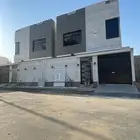 للبيع فلل فاخره بمخطط ولي العهد 3