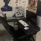 سوني 5 غيرت فيه فقط المروحه وببيعه مع الطاوله والكرسي