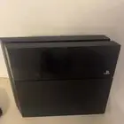 سوني 4 نظيف مع يد للبيع