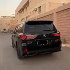 جيب لكزس بلاك اديشن