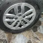 متوفر طقم جنوط اصلي وكفرات ماكسس مقاس 16