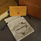إسوارة Louis Vuitton هاي كوالتي
