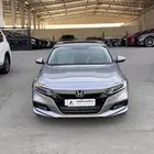 للبيع هوندا اكورد 2019 - فل كامل بحالة الوكاله