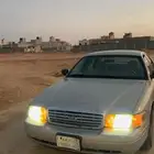 فورد كروان فكتوريا 2010 نظيف