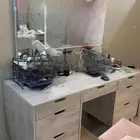 سرير و دولاب وتسريحه