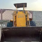 للبيع شيول حجم 300 كوبيلكو ياباني موديل 83 المحركات شرط