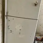 البيع غساله اتماتيكيه  ثلاجه كبيره فيها عطل واحد يبيلها كمب