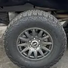 جنوط برايد مع كفرات حجري