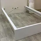 سرير من ايكيا