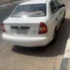 للبيع اكسنت 2003