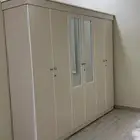 غرفه نوم كامله دولاب كبير وتسريحه وكرسي نفرين وكومدينه 1