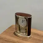 ساعة ديكور انيقة
