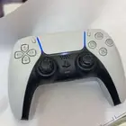 يد سوني فايف نضيفه بس القير مكسور منه قليل مايئاثر عليه أبد