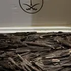 عود طبيعي ومحسن وصناعي وعطور