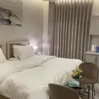شقه مفروشه (استديو مع سطح ) بحي النرجس شمال الرياض