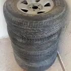 كفرات للبيع بحاله جيده والجنوط جيده