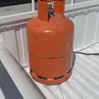 اسطوانة غاز مليانه