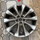عرض للبيع جنط مازدا cx9 2015 الجنط فيه كسر بسيط من فوق