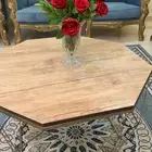 طاولات للبيع