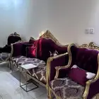 اثاث مستخدم لبيع مع طاولات ضيافه وستاره