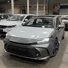 تويوتا كامري LE هايبرد 2025 سعودي تيتانيوم اصفار