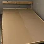 سرير ايكيا خشبي فاتح للبيع