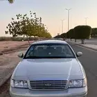 فورد كروان فكتوريا2006