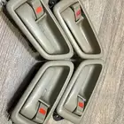 مقابض داخلية بيج كامري 98-2002