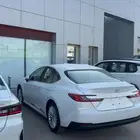 كامري LE بنزين اصفار 2025 ابيض