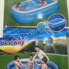 مسابح واللعاب