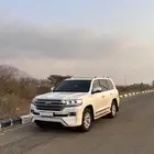 لاندكروزر GXR 2018 مخزن